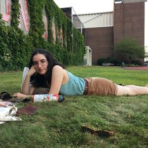 Meet your Posher, Veronica